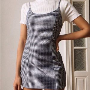 ISO 'Something About Her Dress'